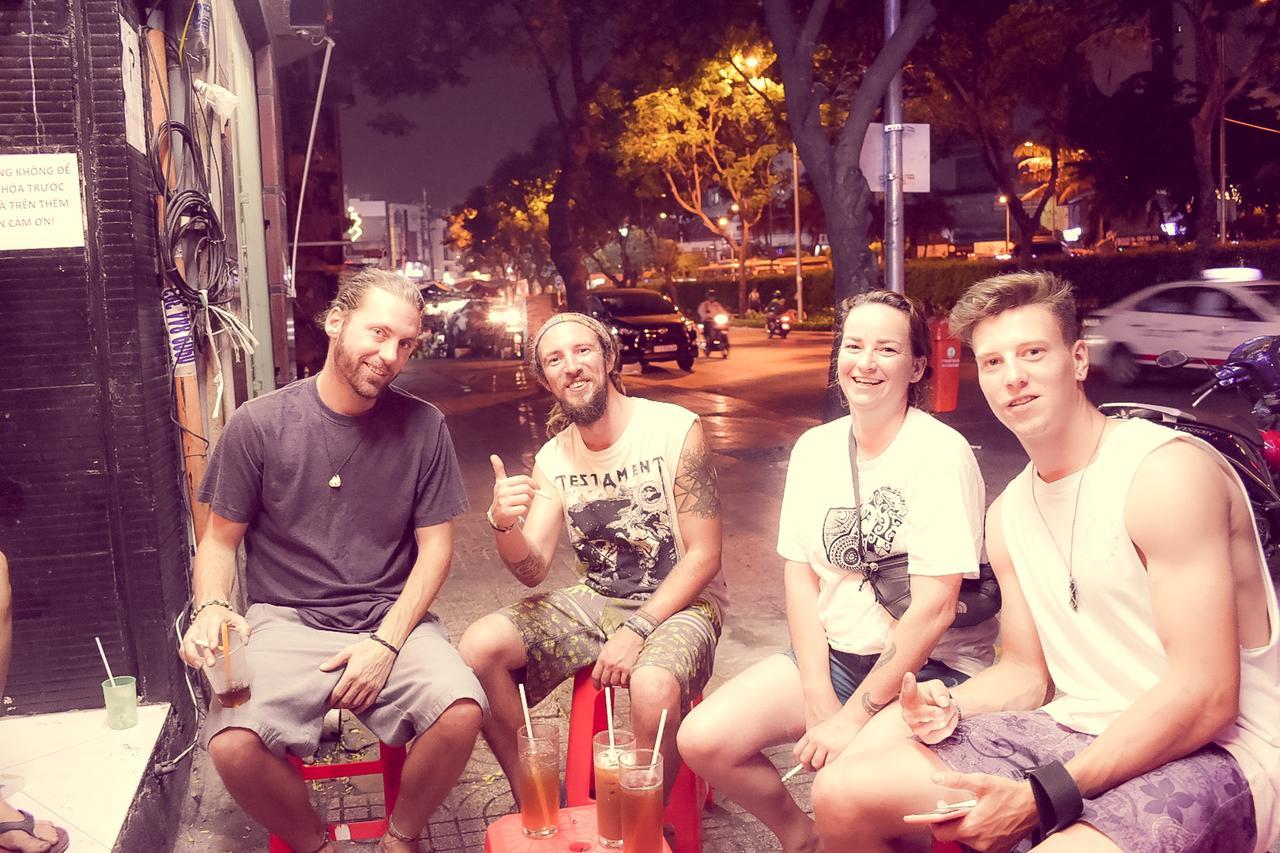 הו צ'י מין סיטי Hangout Hostel Hcm (Adults Only) מראה חיצוני תמונה
