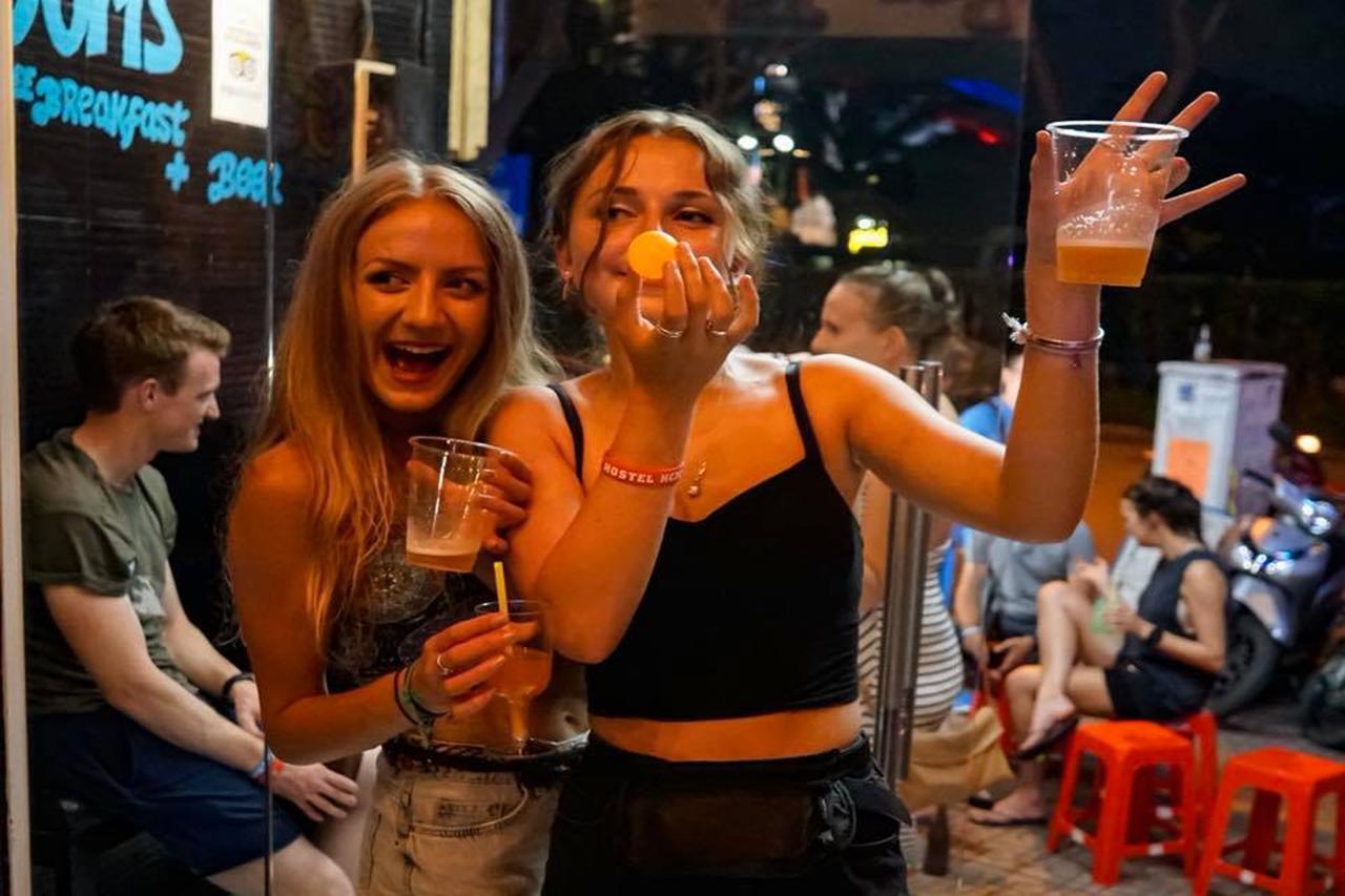 הו צ'י מין סיטי Hangout Hostel Hcm (Adults Only) מראה חיצוני תמונה