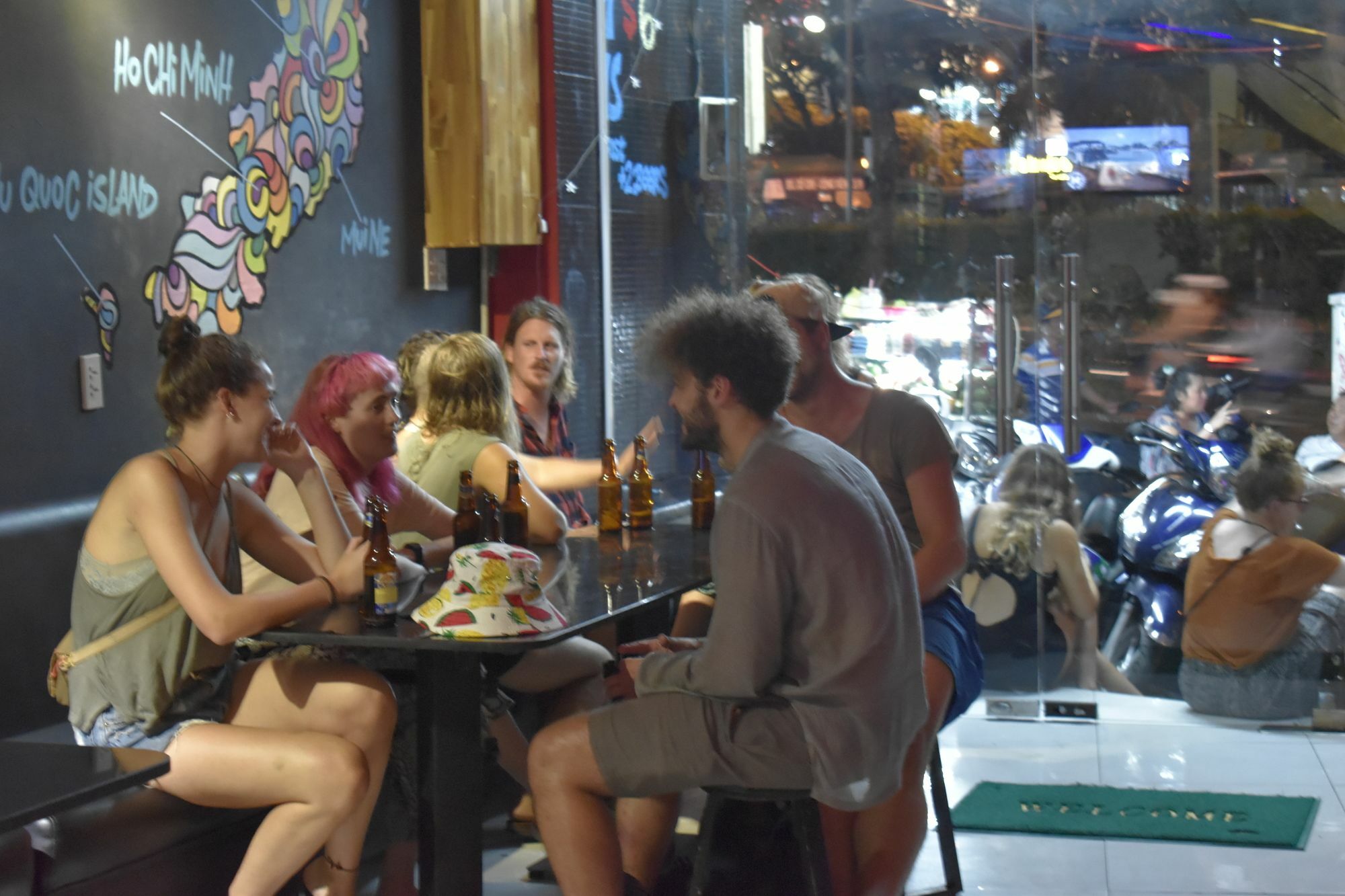 הו צ'י מין סיטי Hangout Hostel Hcm (Adults Only) מראה חיצוני תמונה