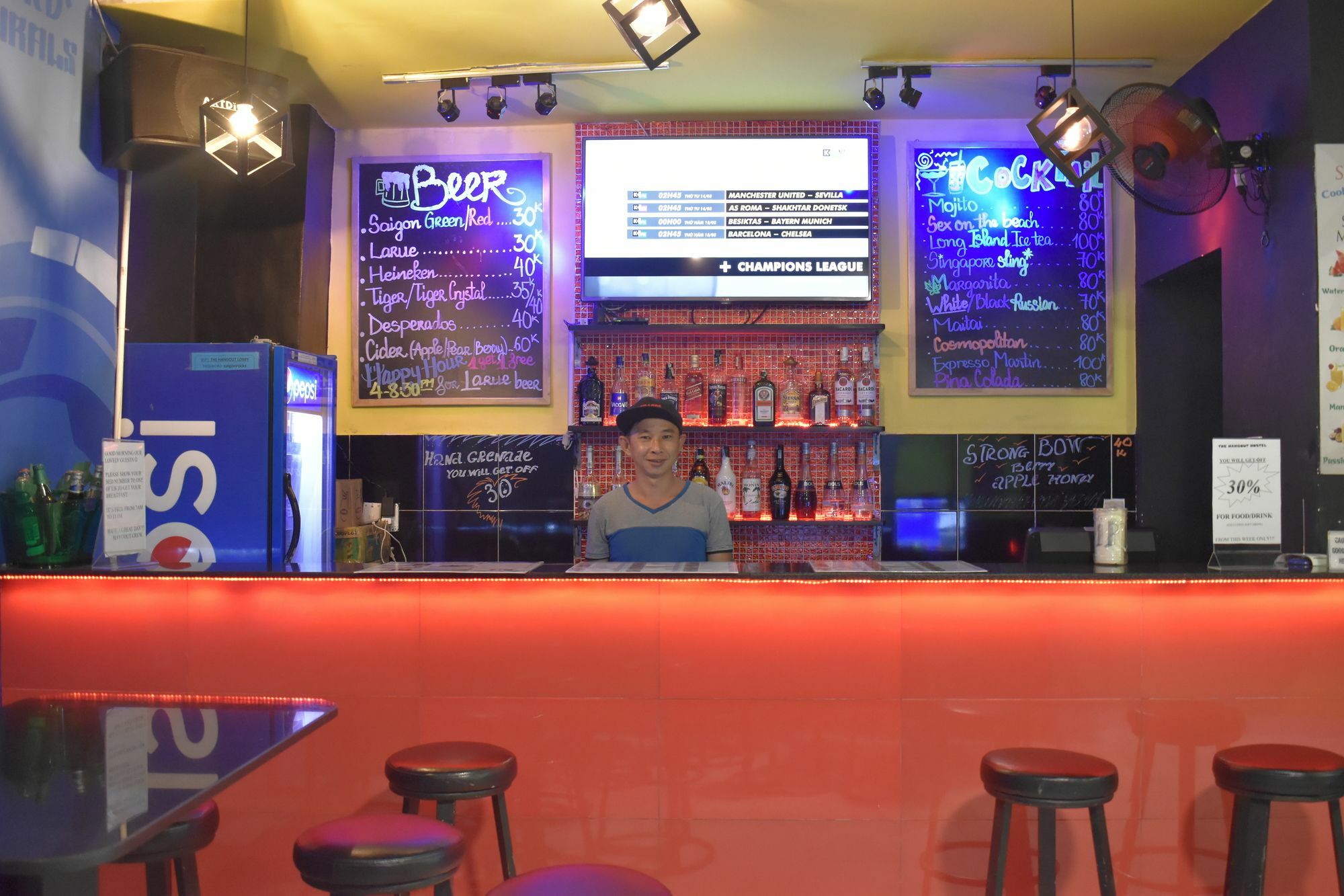 הו צ'י מין סיטי Hangout Hostel Hcm (Adults Only) מראה חיצוני תמונה