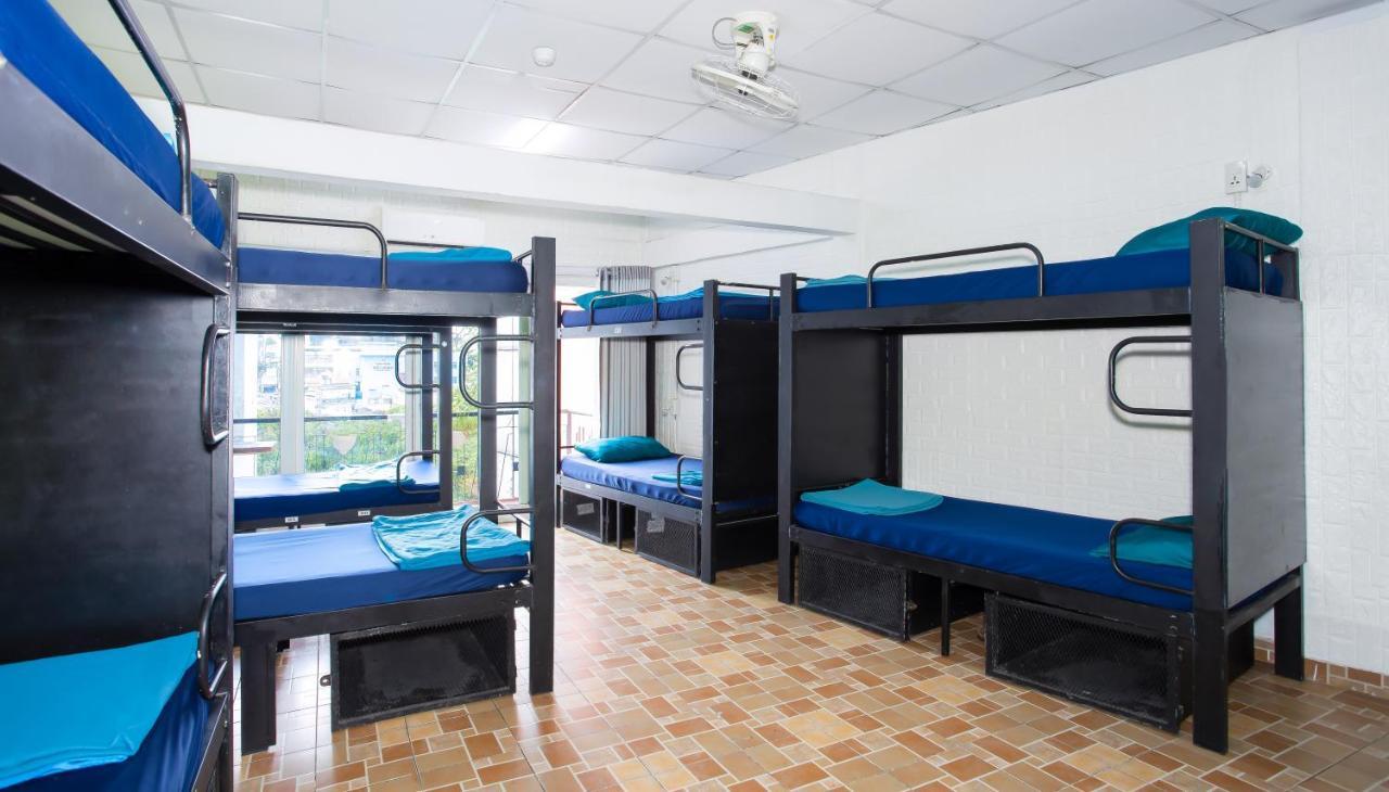 הו צ'י מין סיטי Hangout Hostel Hcm (Adults Only) מראה חיצוני תמונה