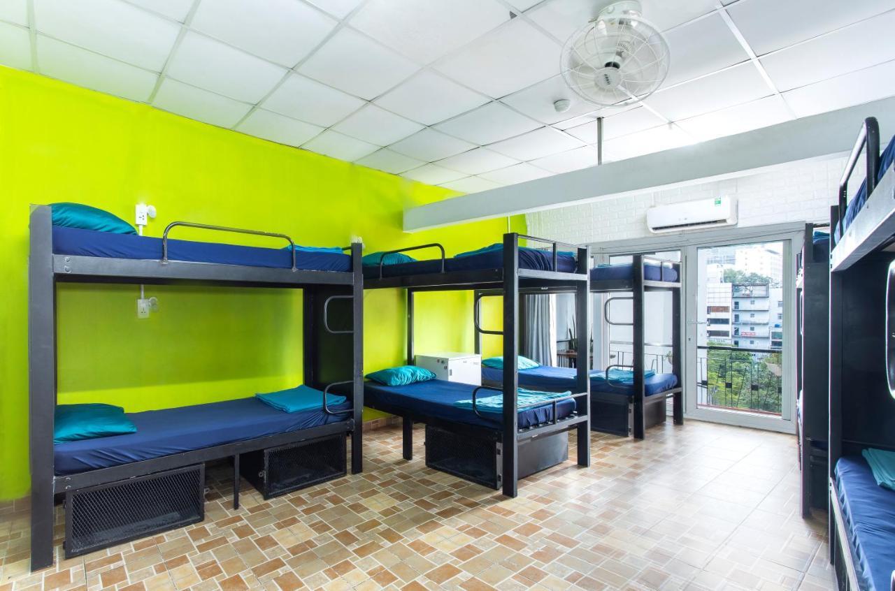 הו צ'י מין סיטי Hangout Hostel Hcm (Adults Only) מראה חיצוני תמונה