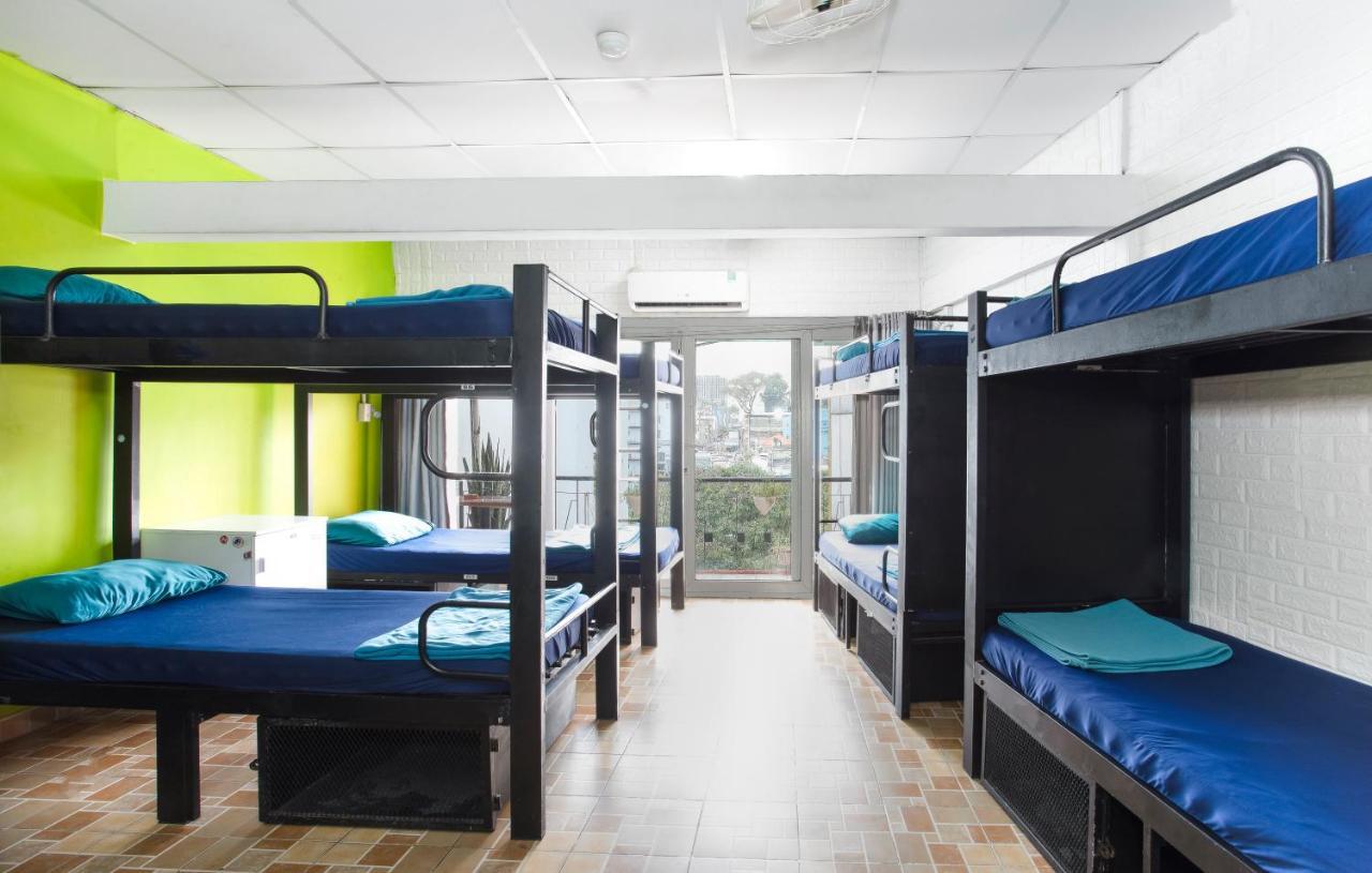 הו צ'י מין סיטי Hangout Hostel Hcm (Adults Only) מראה חיצוני תמונה