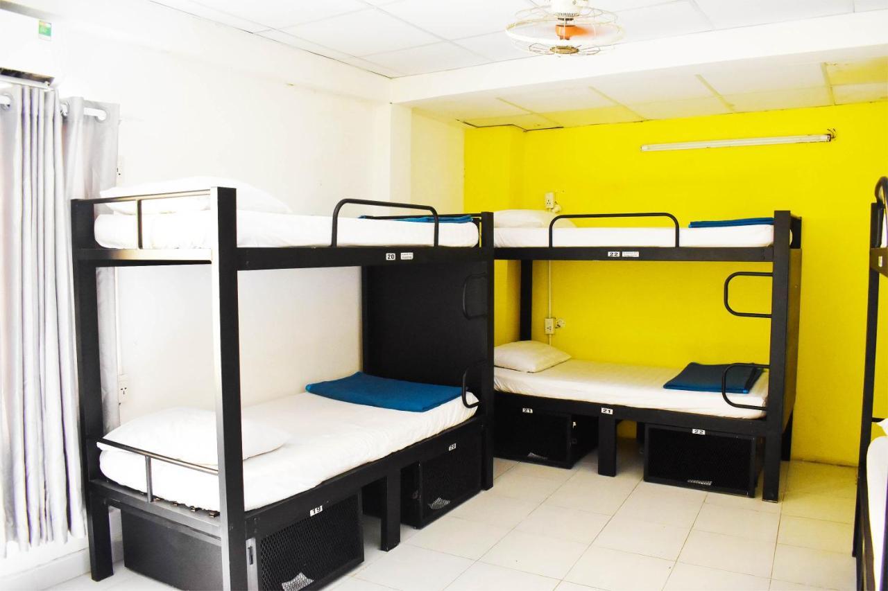 הו צ'י מין סיטי Hangout Hostel Hcm (Adults Only) מראה חיצוני תמונה