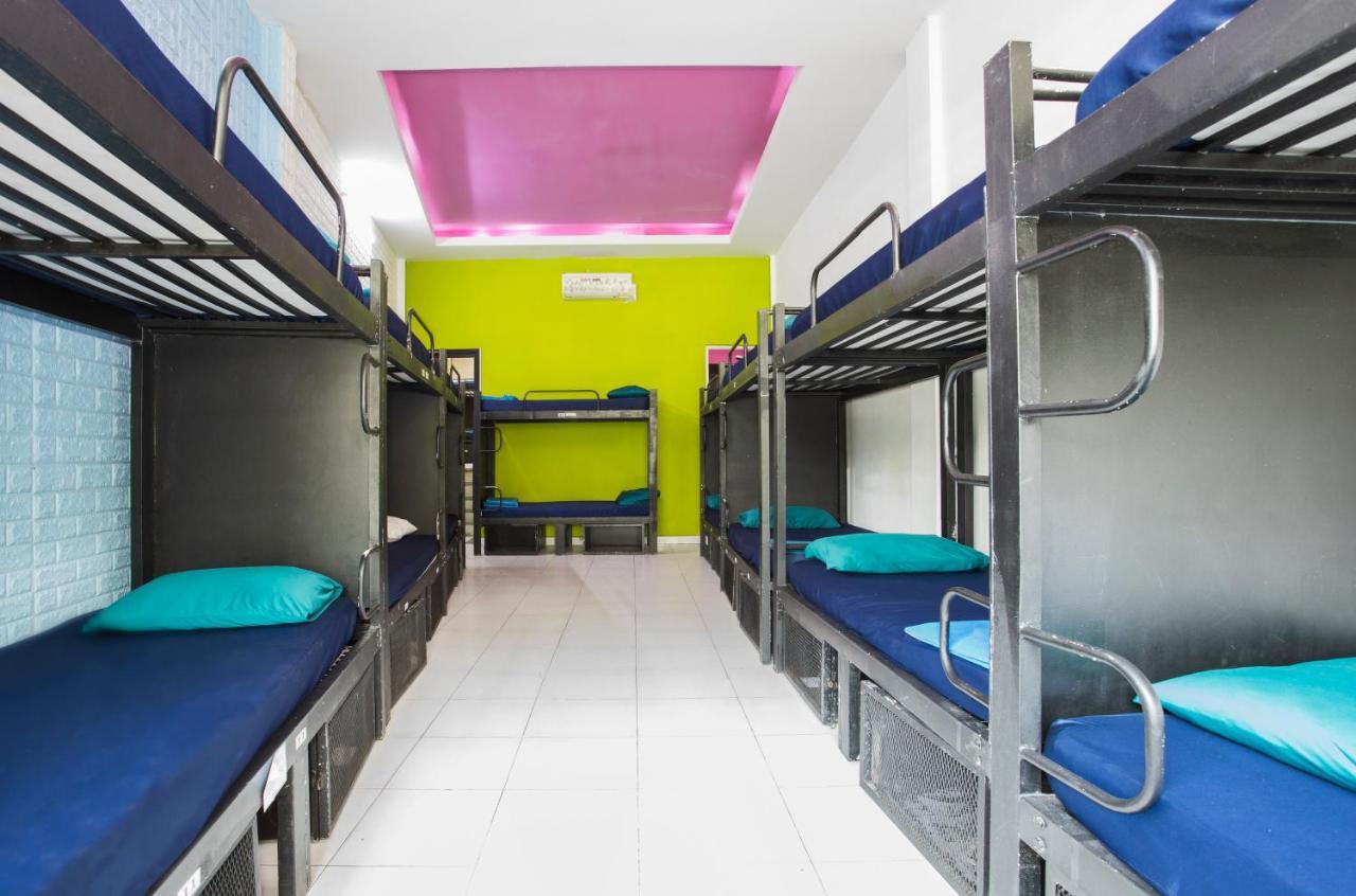 הו צ'י מין סיטי Hangout Hostel Hcm (Adults Only) מראה חיצוני תמונה
