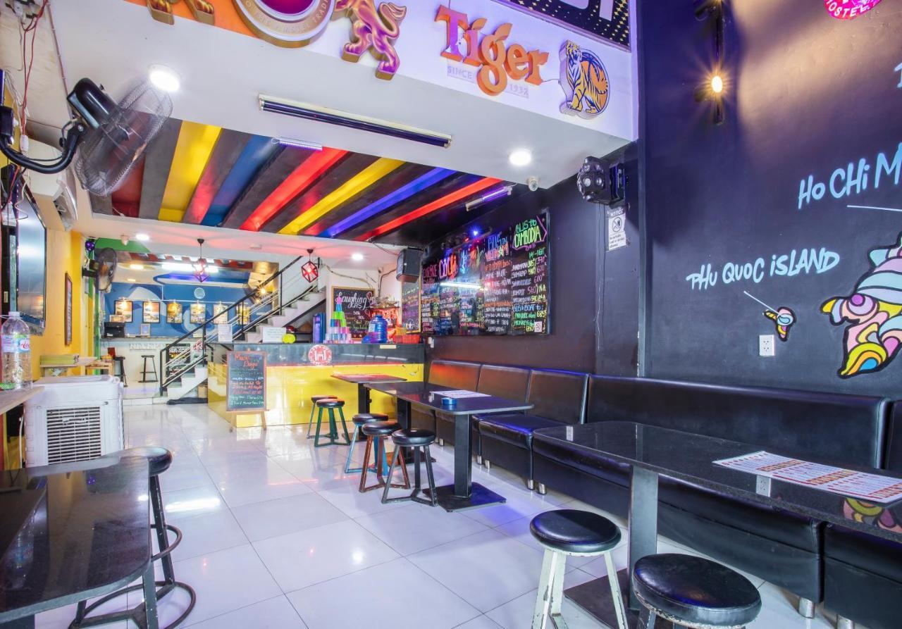הו צ'י מין סיטי Hangout Hostel Hcm (Adults Only) מראה חיצוני תמונה